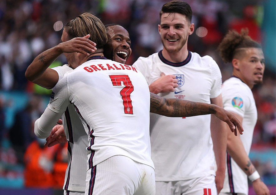 供了宝贵的 供了宝贵的