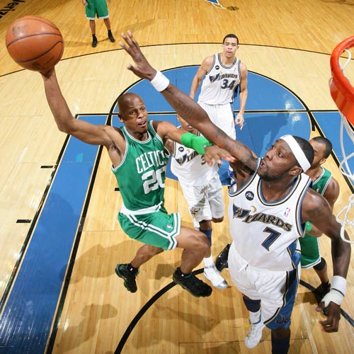 这三人在过 这三人在过