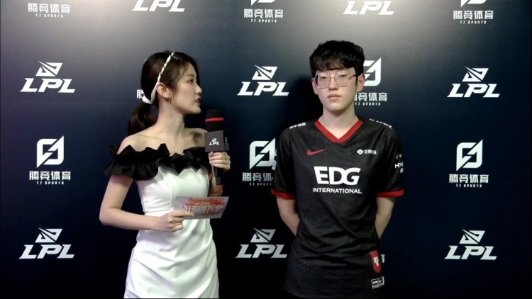 很多运动员 很多运动员