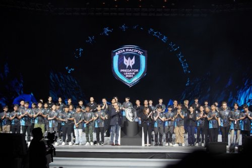 一名职业球 一名职业球