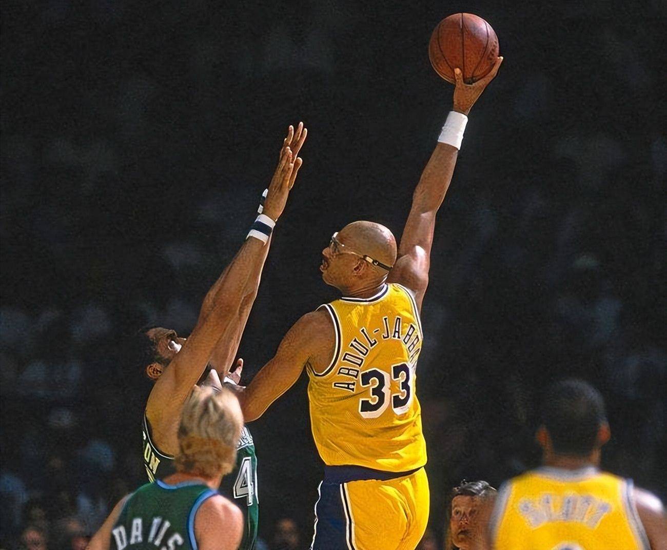 极硬的进攻 极硬的进攻